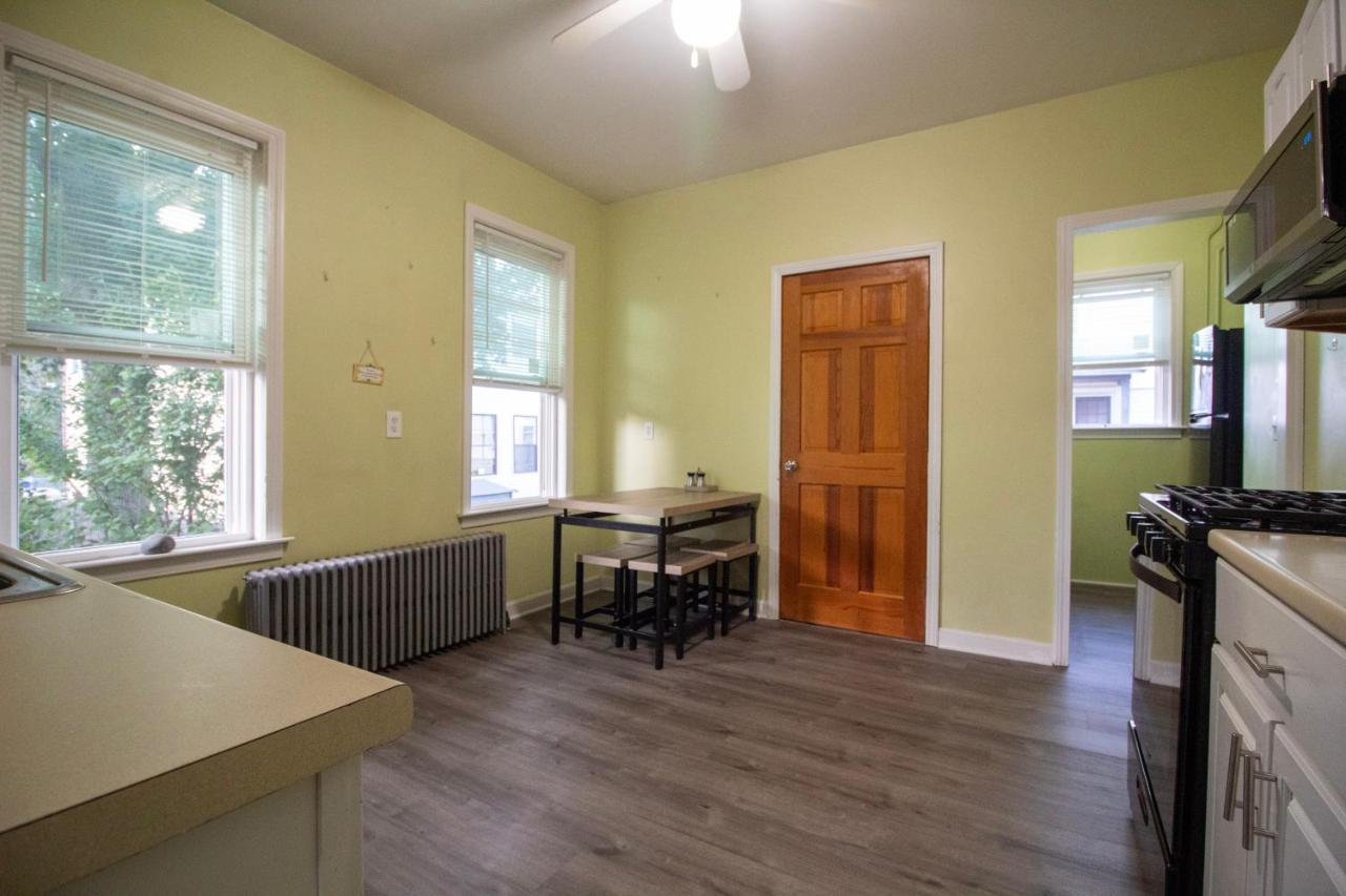 2 Bedroom Condo Close To Boston And Cambridge With Free Parkings Buitenkant foto