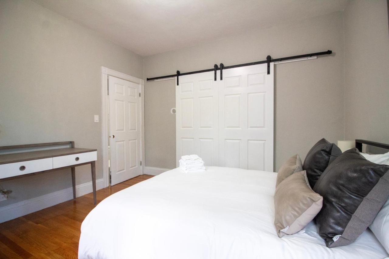 2 Bedroom Condo Close To Boston And Cambridge With Free Parkings Buitenkant foto